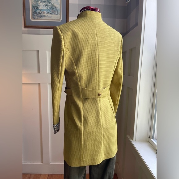 Elegant Lime Women's Blazer Size Small - Picture 3 of 7